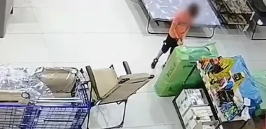 В Киеве 6-летний мальчик устроил пожар в гипермаркете (видео)