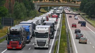 Україна та ЄС вирішили продовжити "транспортний безвіз" до березня 2027 року