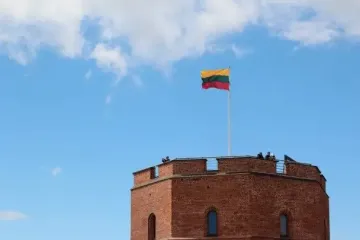 Рейси у Вільнюському аеропорту призупинено через можливий дрон