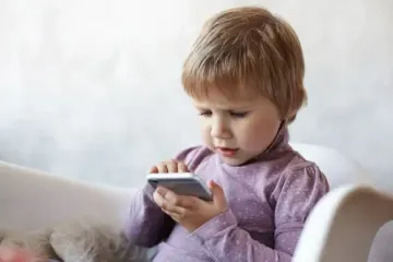 Перший смартфон для дитини: як не помилитися і коли він справді потрібен