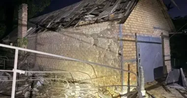 Нічні удари по Дніпропетровщині: пошкоджені будинки, ЛЕП і газогін