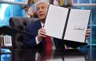 Трамп оголосив нові мита на імпорт ліків, вантажівок і меблів
