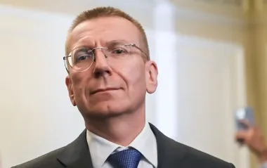 Президент Латвии призвал НАТО бороться с российскими дронами по методам Украины