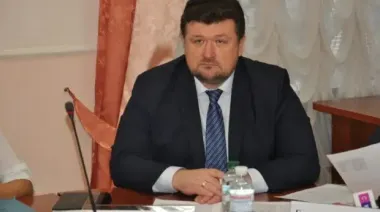 У екс-глави Дарницької РДА Ярослава Лагути хочуть забрати яхту та дві квартири