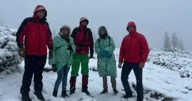У Карпатах рятувальники знайшли матір і її 14-річного сина, які заблукали на Говерлі