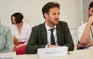 МЗС: Україна блокує роспропаганду, а Угорщина - доступ до журналістики
