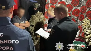 Привласнили 1 млн грн: поліція затримала шахраїв, які ошукували звільнених із полону військових
