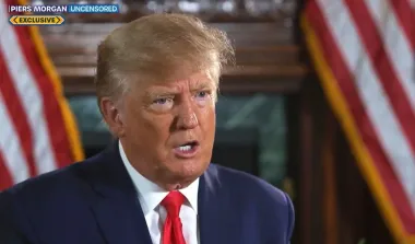 Трамп назвал Медведева "тупым человеком" и объяснил, зачем разместил подводные лодки возле РФ