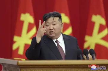 КНДР почала полювання на жінок із капіталістичними грудьми — за силікон карають таборами