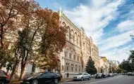 Нацбанк знизив курс гривні у перший день жовтня