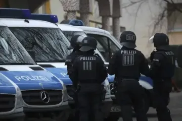 Кривавий напад зупинив Октоберфест на 7 годин: чоловік розстріляв свою сім’ю і підпалив будинок