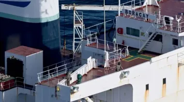 Французькі військові зайшли на борт танкера "тіньового флоту" РФ біля свого берега