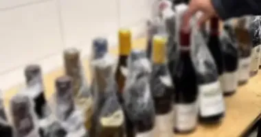 На Буковині викрили контрабанду преміального вина на майже 1,6 млн грн