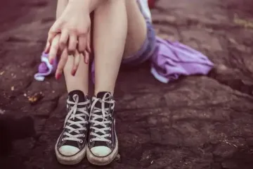 Мати не повірила дочці яку 3 роки ґвалтував вітчим: подробиці гучної справи на Київщині