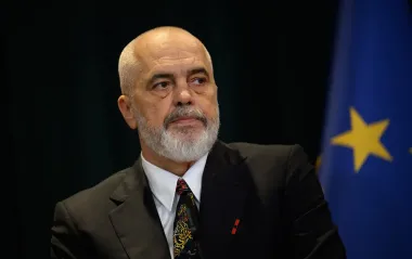 Прем’єр Албанії пожартував над Трампом перед Макроном та Алієвим