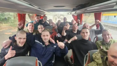 Україна повернула з російського полону 185 військових та 20 цивільних — перші фото