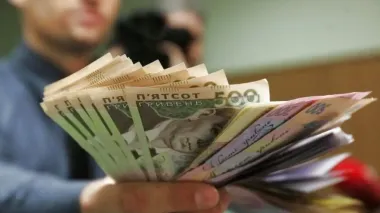 В 2026 году зарплата учителей вырастет на 50%: сколько теперь будут получать специалисты (видео)