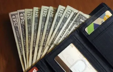 Курс валют на вихідні, 4-5 жовтня: скільки коштують долар, євро і злотий
