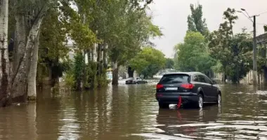 У двох районах Одеси через зливу знову піднявся рівень води