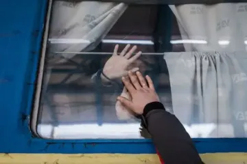 Удар по Шостці: "Укрзалізниця" тимчасово скасувала низку поїздів через загрозу обстрілу