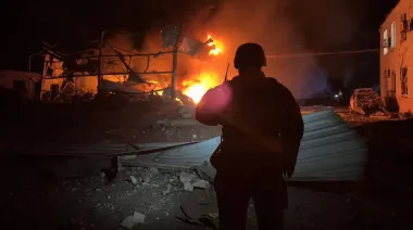 Рятувальники досі гасять три пожежі після масованого удару РФ по Україні