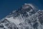 Снежная ловушка на "Крыше мира": на Эвересте из-за непогоды застряла тысяча человек
