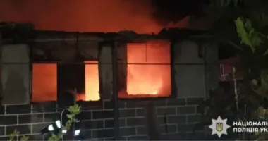 Полиция расследует гибель отца и двоих детей в пожаре в Киевской области