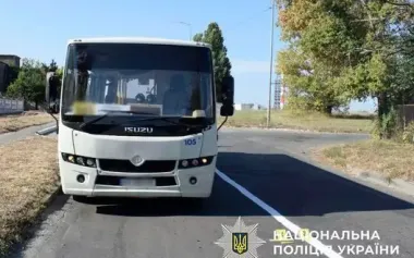 Driver threw grenade into minibus due to conflict with colleague in Kyiv. PHOTOS