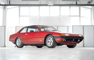 На аукцион выставили редкий суперкар Ferrari легенды "Формулы-1" (фото)