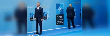 Как Трамп едва не развалил НАТО: вышли мемуары бывшего генсека альянса