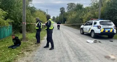 На Житомирщині чоловіка, який убив дружину та 9-річну доньку, взяли під варту