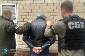 Новые схемы для уклонистов ликвидированы в Украине: среди задержанных — руководители вузов (фото)