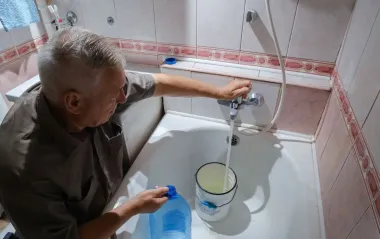 У Миколаєві вперше з 2022 року з кранів тече вода, але є нюанс