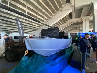 Несут до 500 кг груза: в Украине показали новейшие "авианосцы" для FPV-дронов (фото)