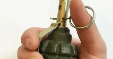 В Одесі чоловік кинув гранати у людей