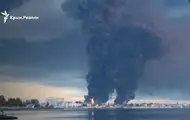 Пожар на нефтебазе в Феодосии: дым распространился на 12 км