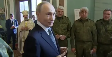 Путин отметил день рождения в склепе российских императоров (фото)