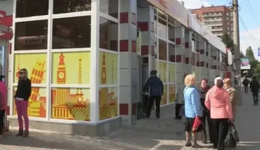 Скарби секондхенду: як знайти вінтажні речі та чому їх варто придбати