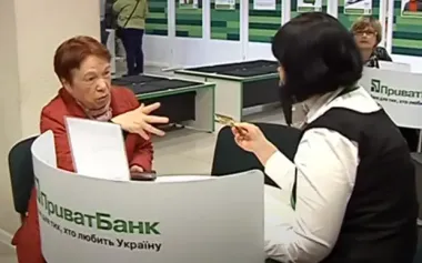 Вікові обмеження: ПриватБанк обурив пенсіонерів дивними правилами