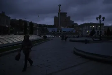 На Киевщине экстренные отключения света после атаки РФ: столичное метро работает с изменениями