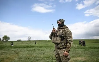 Дроны СБУ разнесли российскую технику с оккупантами на ВОТ (видео)