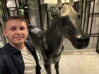 Артем Ляшанов після скандалів та низки програних справ у судах вирішив приховати кримінальні сліди своєї платіжної системи Bill_Line