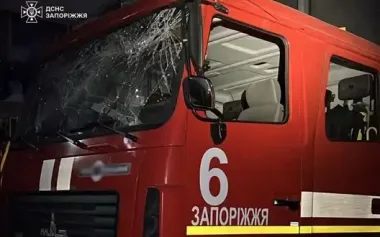 Rescuers come under renewed Russian shelling in Zaporizhzhia: one injured. PHOTOS