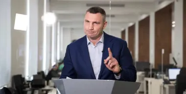 Кличко предупреждает о новых ударах: призывает киевлян запастись водой и теплыми вещами