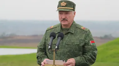Лукашенко перевіряє готовність військ Білорусі