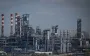 Путин хочет "засыпать" НПЗ миллиардами на фоне украинских дипстрайков, - Bloomberg