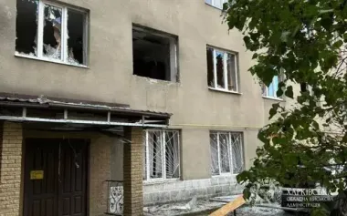 Enemy attacked Kharkiv with drone, damaging dormitory and cars (updated). PHOTO