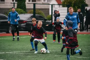 Свято футболу в Ірпені: 50 дітей проти гравців ФК "Кудрівка" завдяки ініціативі Павла Журила