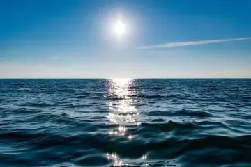 Украинское судно пошло на дно в Черном море: подробности