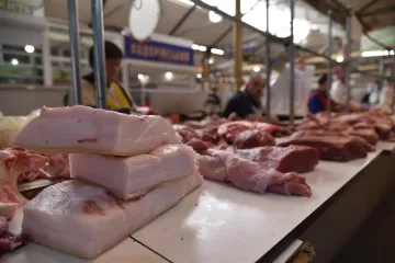 Популярный продукт украинской национальной кухни импортируют из Европы: как так вышло